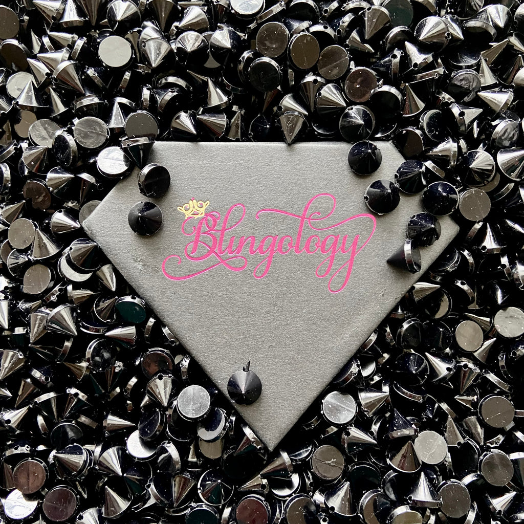 100 Piece (10 x 10mm) Black Plastic Cone Shape Stud Spike Beads Rock Punk DIY Phone Decoration