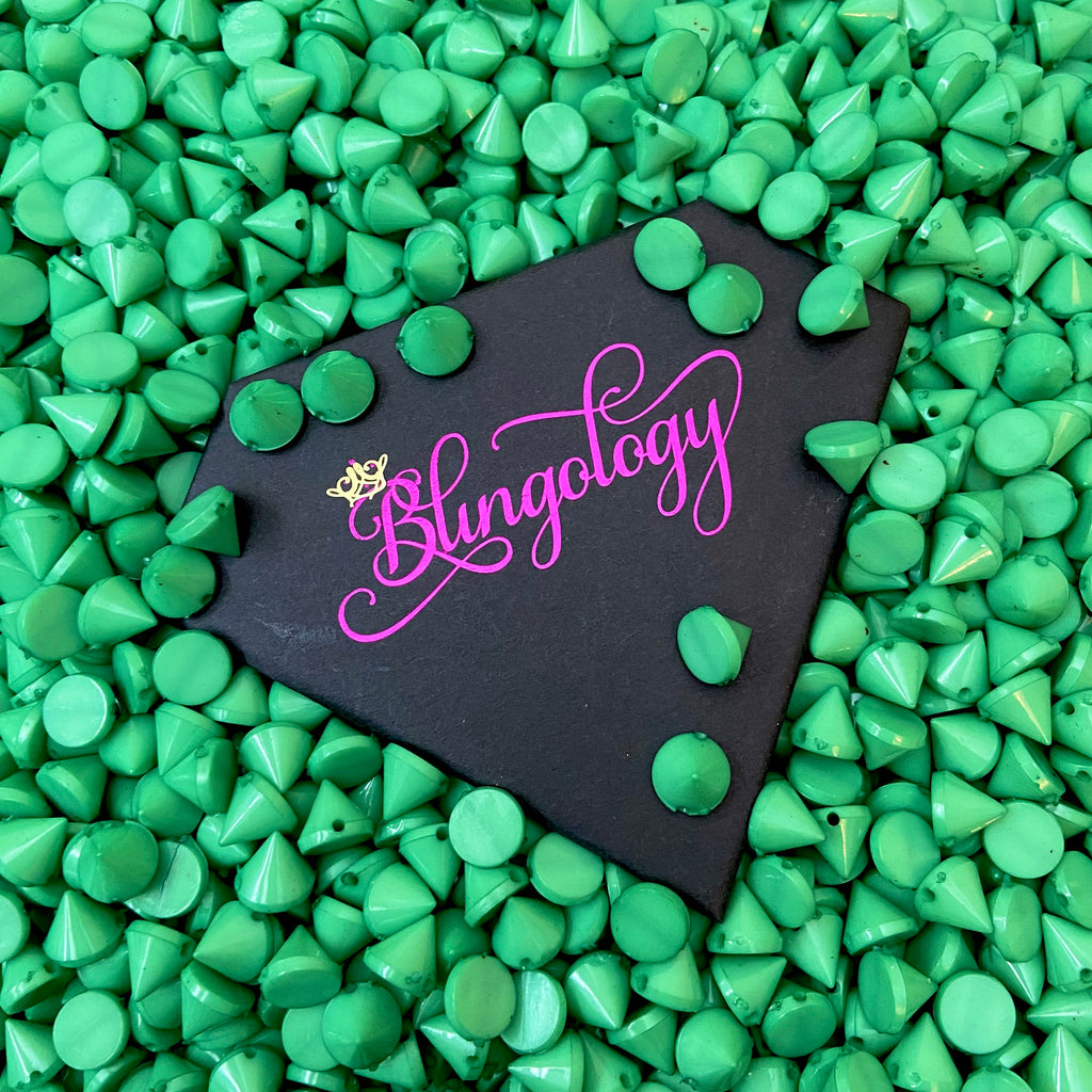 100 Piece (10 x 10mm) Green Plastic Cone Shape Stud Spike Beads Rock Punk DIY Phone Decoration