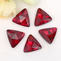 14mm Red Glass Triangle Pointback Chatons Rhinestones - 20pcs