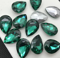 10x14mm Emerald Green Glass Teardrop Pointback Chatons Rhinestones - 10pcs